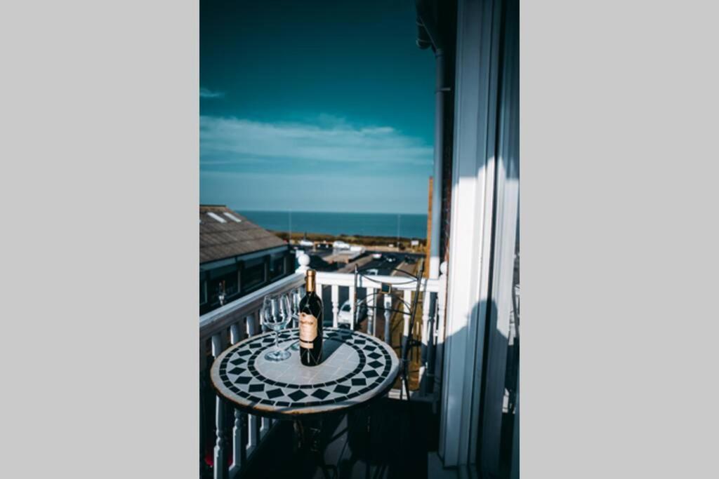 Glide Surf Casa Appartement Cromer Buitenkant foto